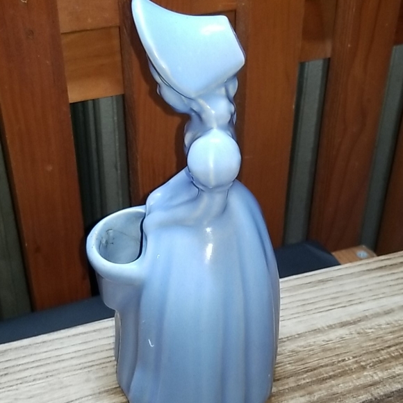 Vintage Shawnee Pottery Southern Belle Planter - Picture 5 of 7